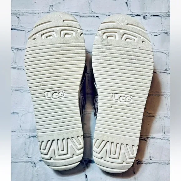 UGG Women Size 7.5 Zayne Crossband Rose Gold Metallic Slip On Platform Sandals - Picture 9 of 11